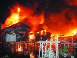 Kebakaran Pasar Segiri Samarinda, penjual terpaksa menutup kiosnya