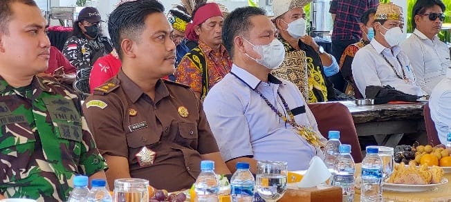 Anggota DPRD Kutim Yan, Hadiri Musda II DAD Kutim