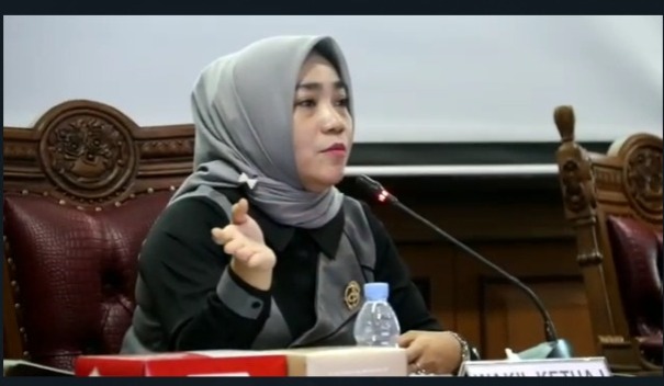 Wakil Ketua 1 DPRD Kutai Timur (Kutim), Asti Mazar Bulang