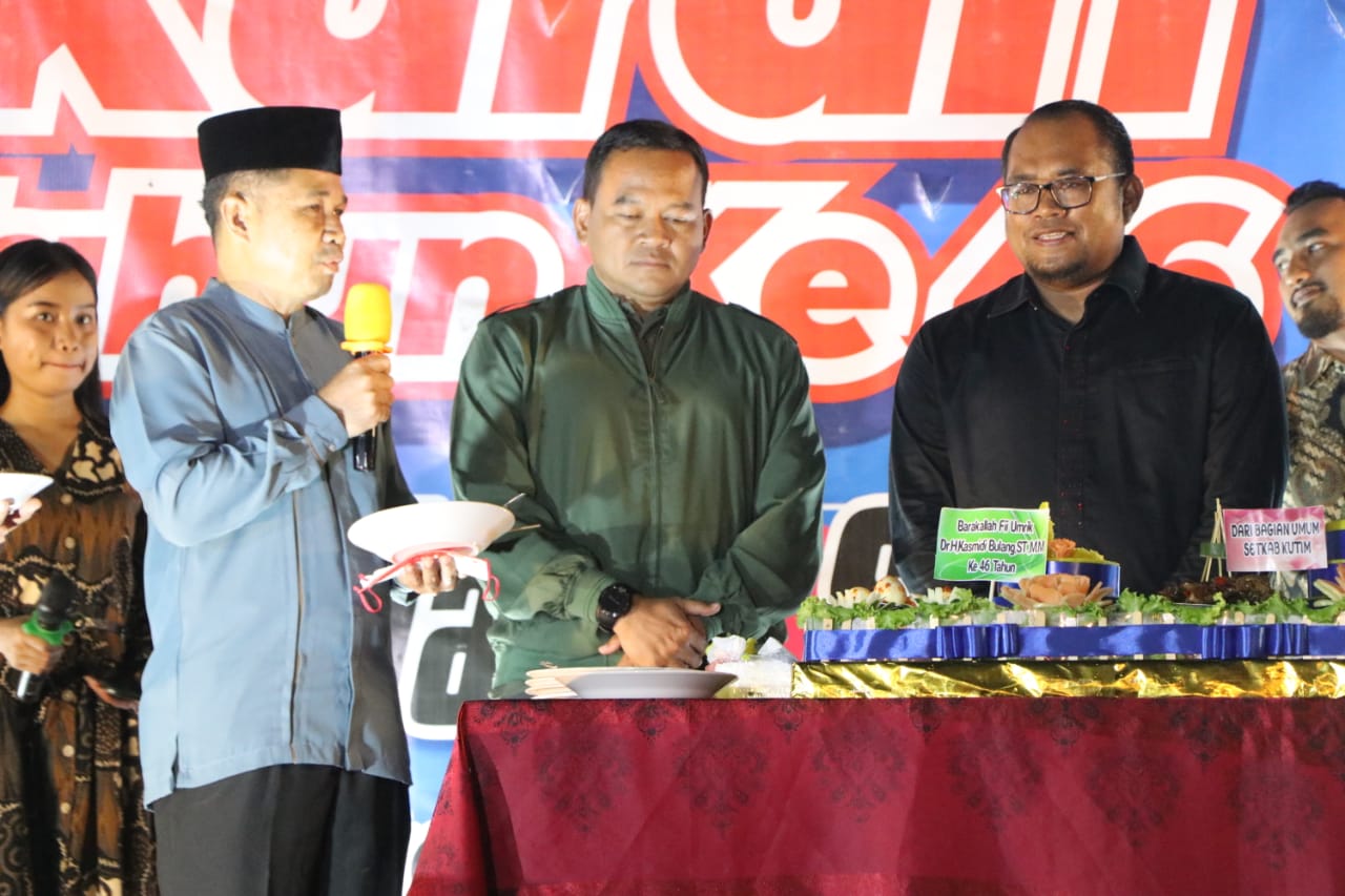 Wakil Ketua I Asti Mazar serta sejumlah anggota legislatif lainya yang juga ikut hadir antara lain, Faizal Rahman, dr Novel Tyty Paembonan, Adi Sutianto, Prayunita Utami serta Hasna
