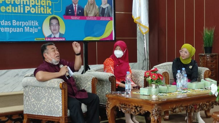 Pemerintah Kabupaten Kutai Timur (Kutim) melalui Dinas Pemberdayaan Perempuan dan Perlindungan Anak (DPPPA) Kutim, menggelar seminar perempuan peduli politik. Seminar tersebut digelar di Ruang Panel, Kantor DPRD Kutim.