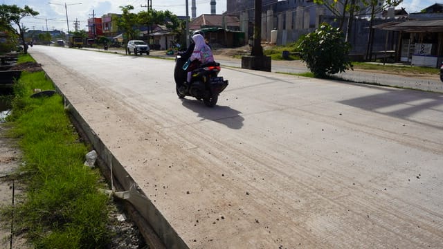 Kondisi Jalan di APT Pranoto Sangatta yang telah perbaikan