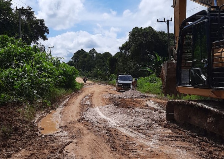 Penyelenggaraan pemerintahan dan pelaksanaan pembangunan dikabupaten Kutai Timur masih akan menghadapi beberapa permasalahan dalam pembangunan.