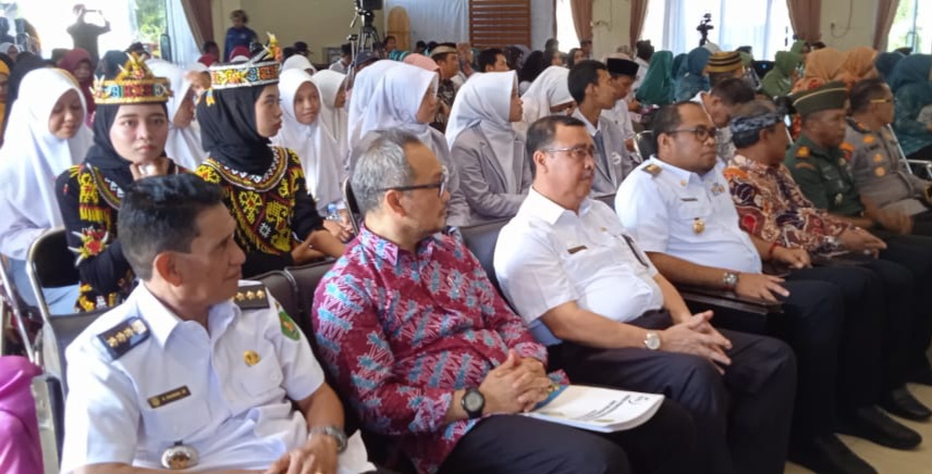 DPPKB kutai timur memperingati Hari Keluarga Nasional (Harganas) ke-30 di Gedung Serba Guna, Kecamatan Sangkulirang