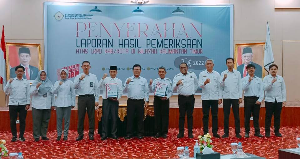 Bupati Kabupaten Kutai Timur mengapresiasi kerja keras yang telah dilakukan seluruh Perangkat Daerah (PD) dalam menyusun laporan keuangan Tahun Anggaran 2022 dengan baik serta pengawalan dari BPKAD dalam kegiatan ini sehingga mendapatkan opini Wajar Tanpa Pengecualian (WTP) dari Badan Pemeriksaan Keuangan (BPK) Provinsi Kalimantan Timur