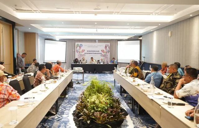 Kegiatan Rekonsiliasi atau sinkronisasi kesekretariatan Disdikbud Kutim yang membahas terkait nomenklatur beberapa perubahan struktural yang ada di Disdikbud