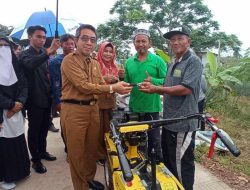 10 Poktan Kutim Terima Bantuan Alsitan, Pemkab Kutim Dukung Peningkatan Hasil Tani dan Pembangunan Kutim