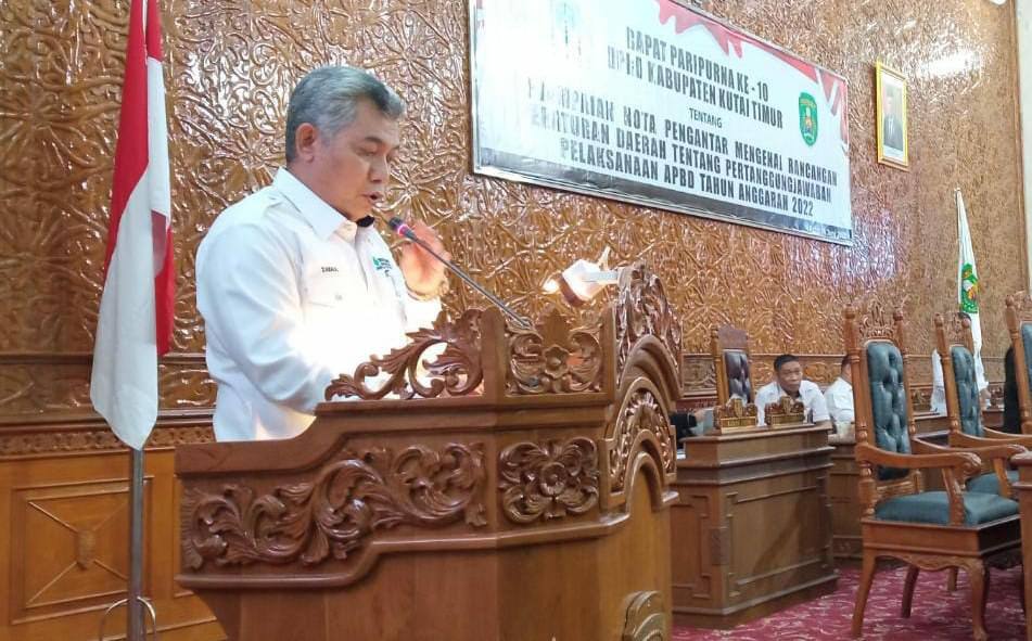 Zubair membacakan Realisasi Pendapatan Transfer sebesar Rp4,77 triliun atau 118,796 persen dari anggaran pendapatan transfer sebesar Rp4,12 triliun