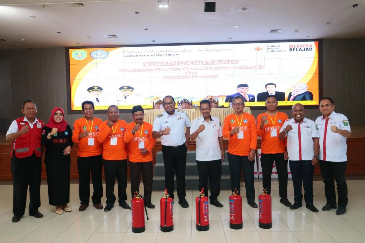 Kegiatan ini dirancang untuk menginstruksikan para guru yang telah dilatih agar secara khusus siap untuk segera merespons mandat Palang Merah di sekolah masing-masing