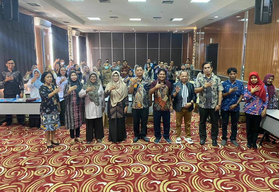 Dinas Kesehatan (Dinkes) menggelar Sosialisasi dan Advokasi Kabupaten/Kota Sehat (KKS) diikuti sebanyak 80 peserta yang merupakan perwakilan dari Perangkat Daerah (PD) Pemkab Kutim di Hotel Royal Victoria, Sangatta Utara