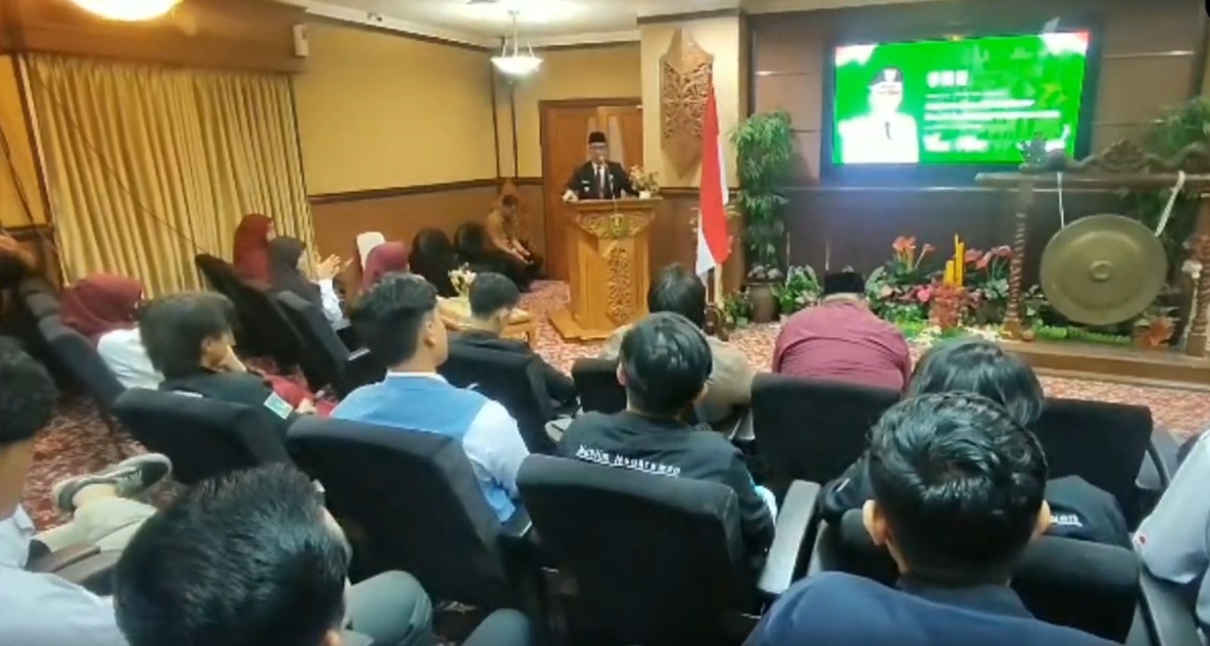 Bupati Kabupaten Kutai Timur (Kutim) Ardiansyah Sulaiman menghadiri sekaligus membuka secara langsung kegiatan Rapat Pimpinan (Rapim) Wilayah di Ruang Tempudau, Kantor Bupati