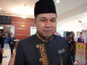 Ketua DPRD Kutim, Joni.