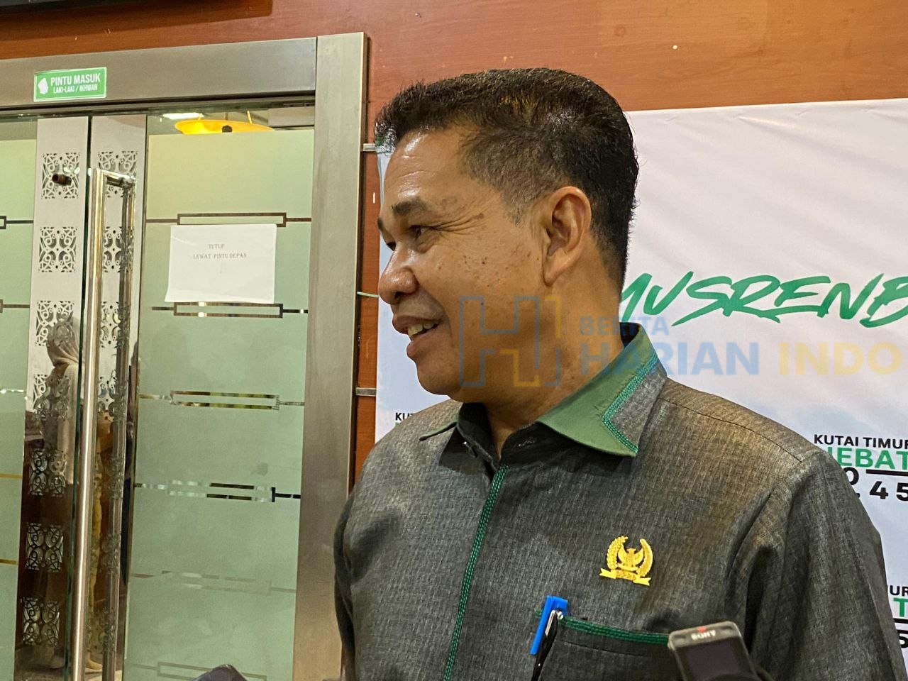 Ketua DPRD Kutim, Joni.