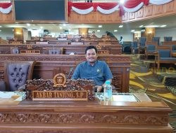 Akbar Tanjung: Bantuan Pemerintah untuk Petani Sudah Bagus